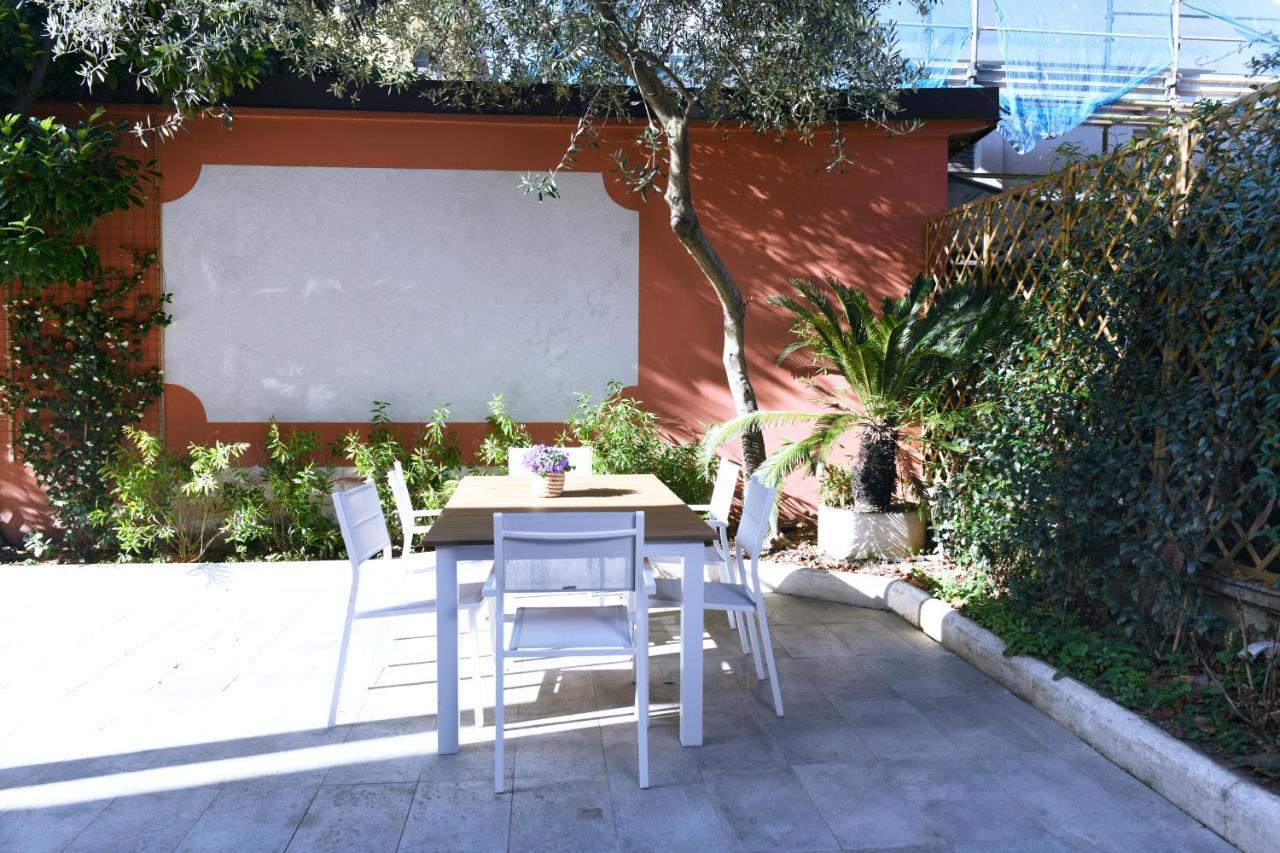 La Villa Bed & Breakfast Milan Exterior photo