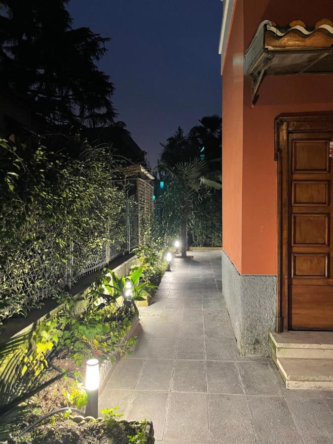 La Villa Bed & Breakfast Milan Exterior photo