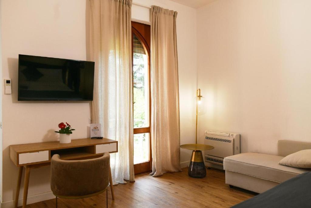 La Villa Bed & Breakfast Milan Exterior photo